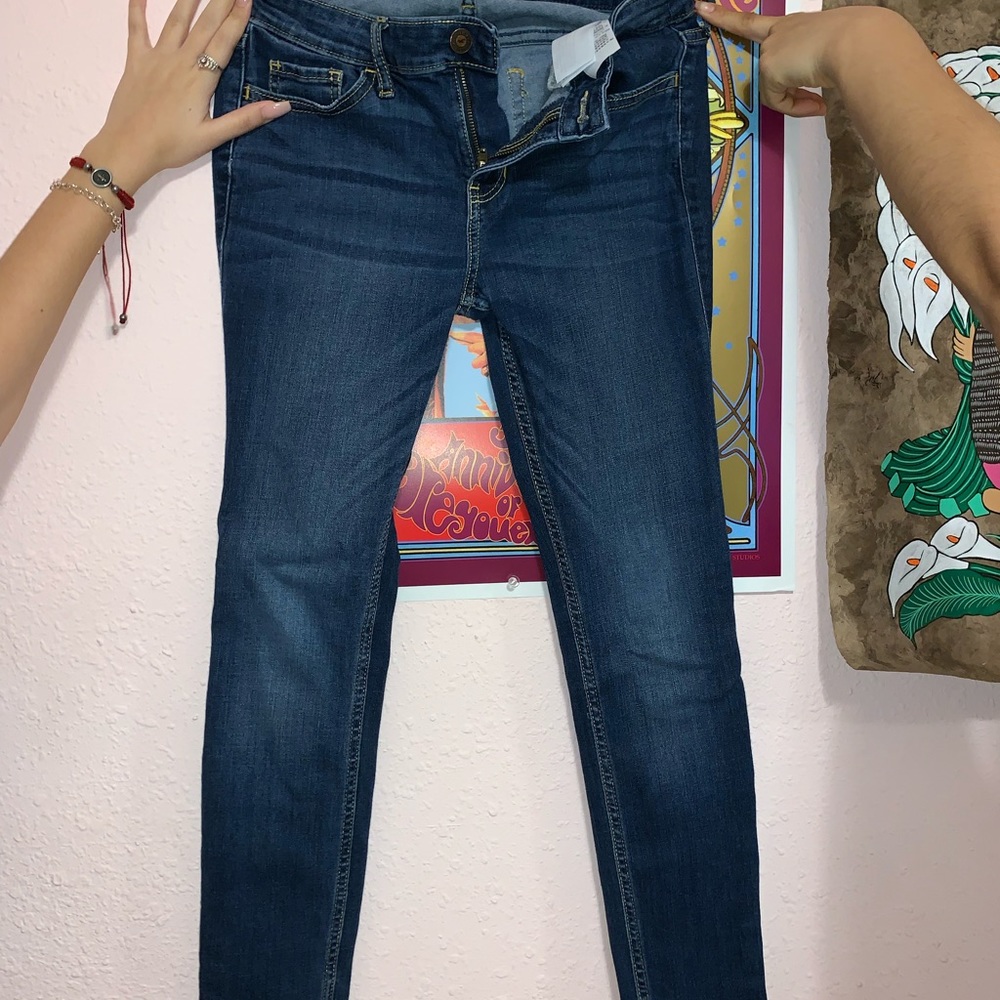 Hollister jeans